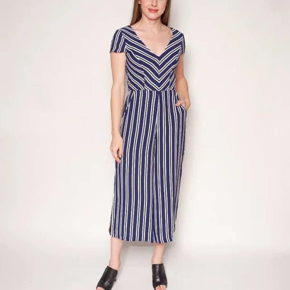 EUC AMANDA UPRICHARD Navy Amery Striped Jumpsuit Small